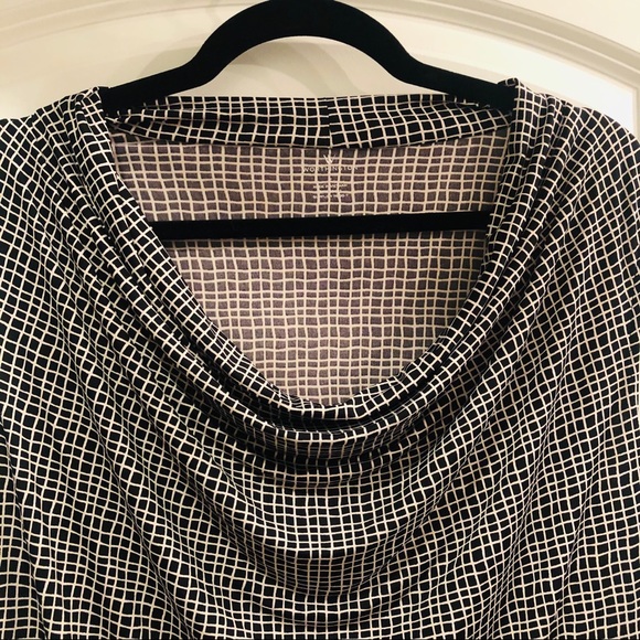 WORTHINGTON • Slinky sleeveless blouse • like new - Picture 3 of 6